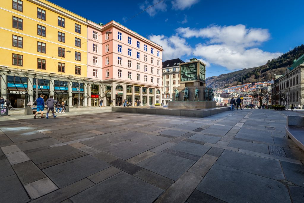 Bergen: Torgallmenningen 3A